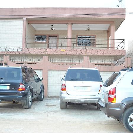 Hotel Lagrande-vi à Abidjan Extérieur photo
