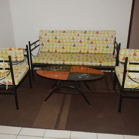 Hotel Lagrande-vi à Abidjan Extérieur photo
