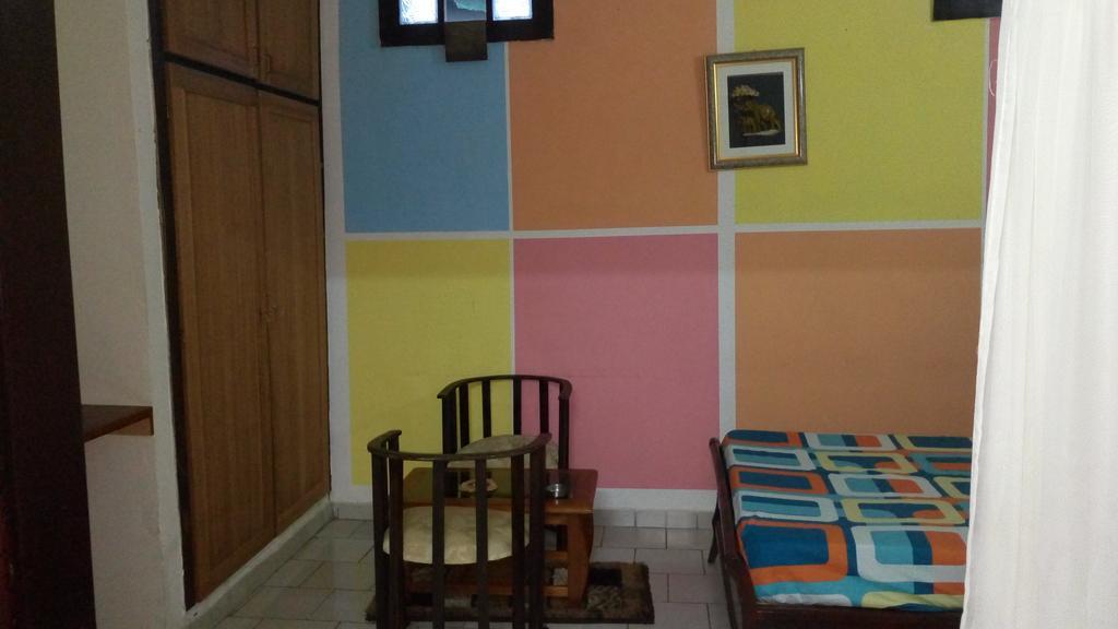 Hotel Lagrande-vi à Abidjan Extérieur photo