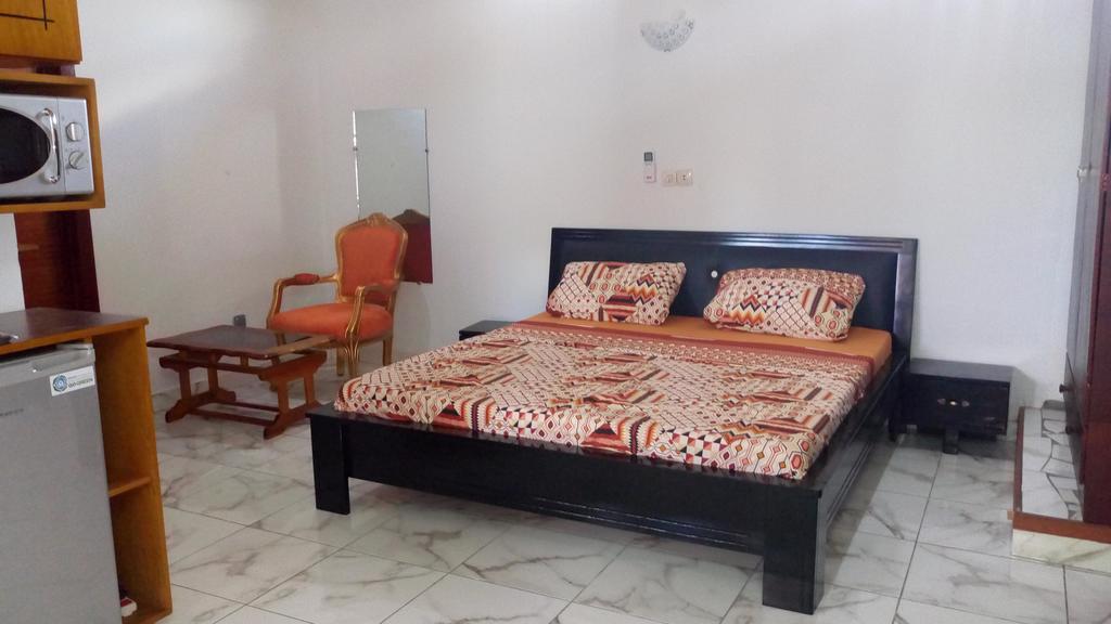 Hotel Lagrande-vi à Abidjan Extérieur photo