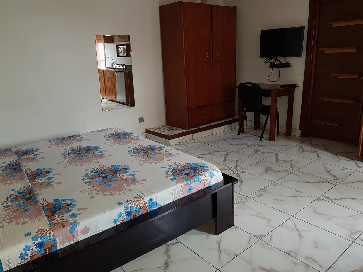 Hotel Lagrande-vi à Abidjan Extérieur photo