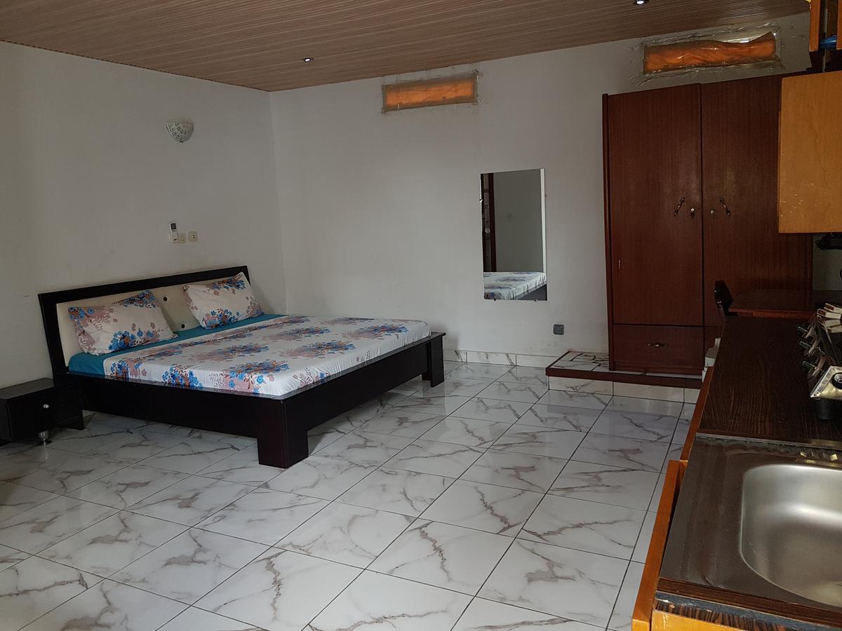 Hotel Lagrande-vi à Abidjan Extérieur photo